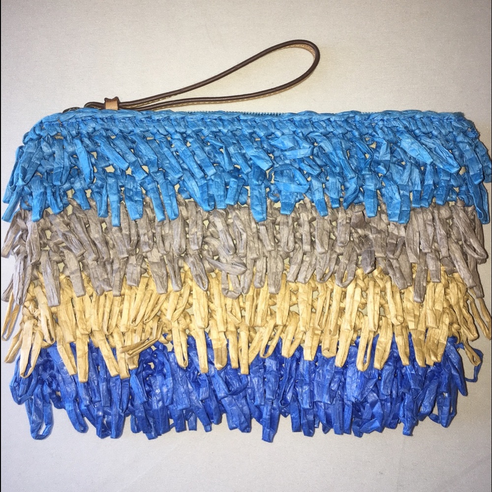 SOLD- Straw Wristlet (multicolored)